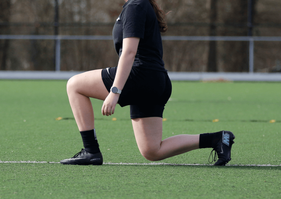 Lunges, Dynamische strechen is het bewegende rekken en strekken. Lunges, warming-up; dynamisch strechen; rekken, strekken, strechen, voetbal; ballieballie;