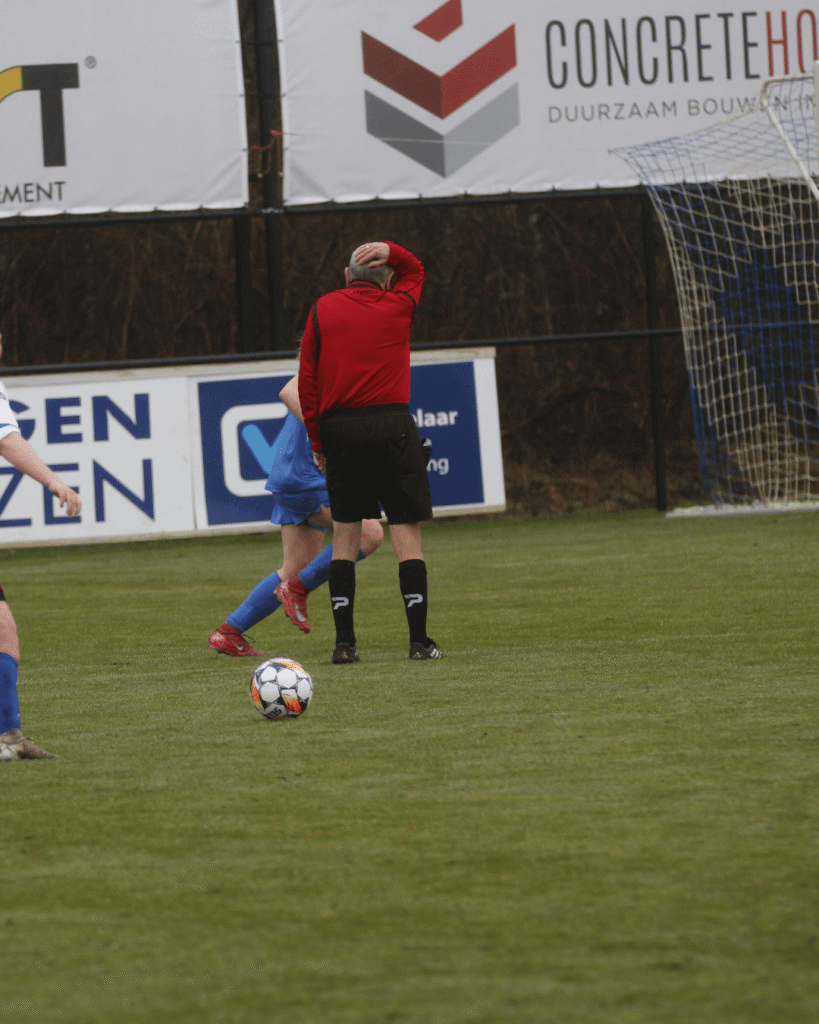 scheidsrechter, arbitrage, assistent, voetbal, spelleider,